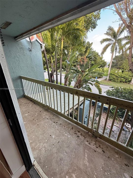 Master Bedroom Balcony