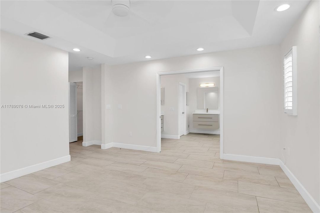 Недавно арендовано: $5,500 (3 спален, 3 ванн, 2344 Квадратных фут)