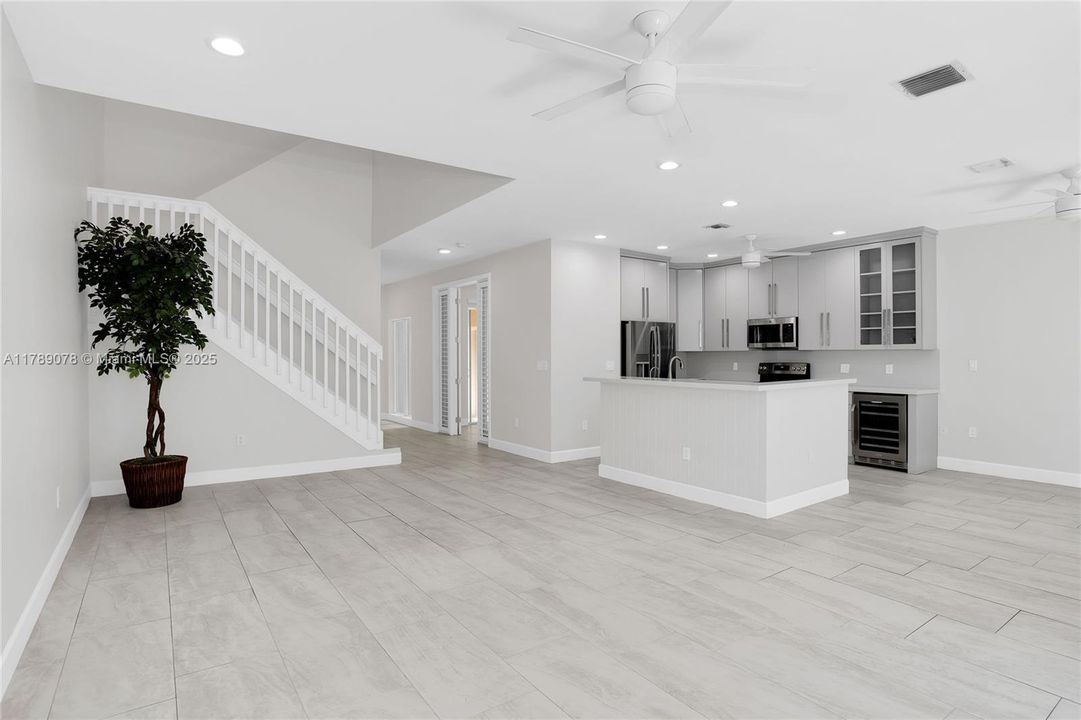 Недавно арендовано: $5,500 (3 спален, 3 ванн, 2344 Квадратных фут)