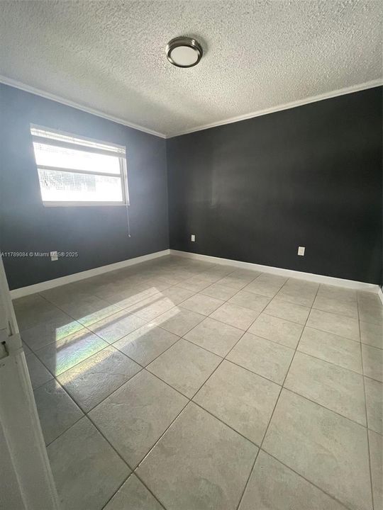 Vendido Recientemente: $330,000 (2 camas, 2 baños, 970 Pies cuadrados)