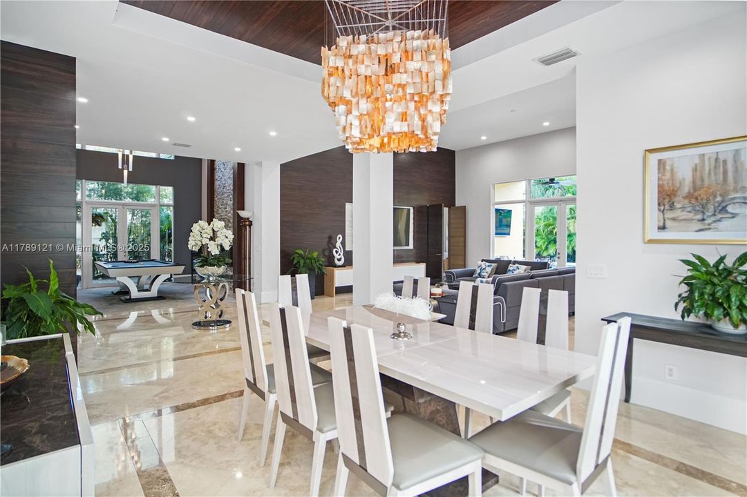 Recently Sold: $1,748,000 (5 beds, 4 baths, 5189 Square Feet)