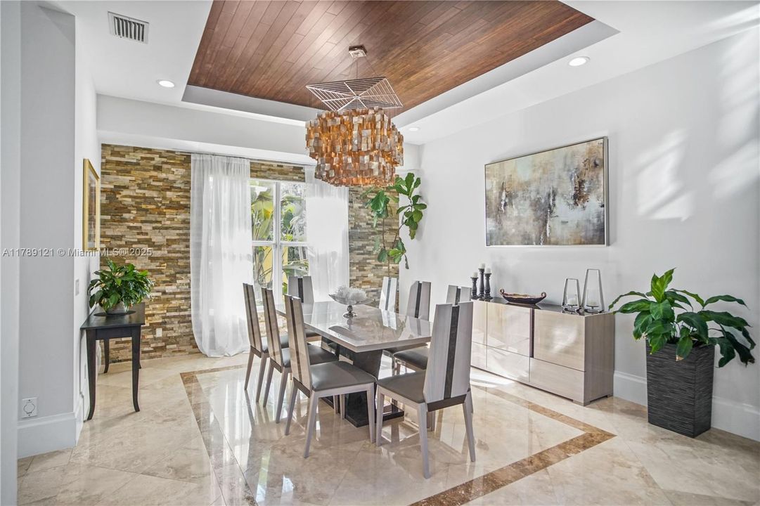 Recently Sold: $1,748,000 (5 beds, 4 baths, 5189 Square Feet)