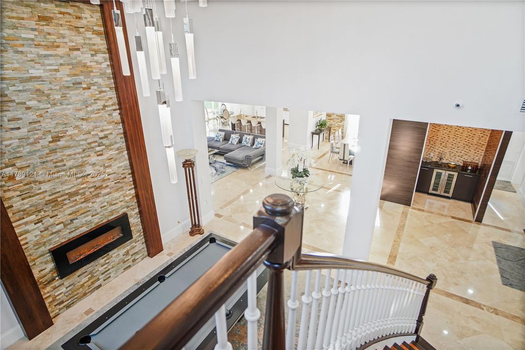 Recently Sold: $1,748,000 (5 beds, 4 baths, 5189 Square Feet)