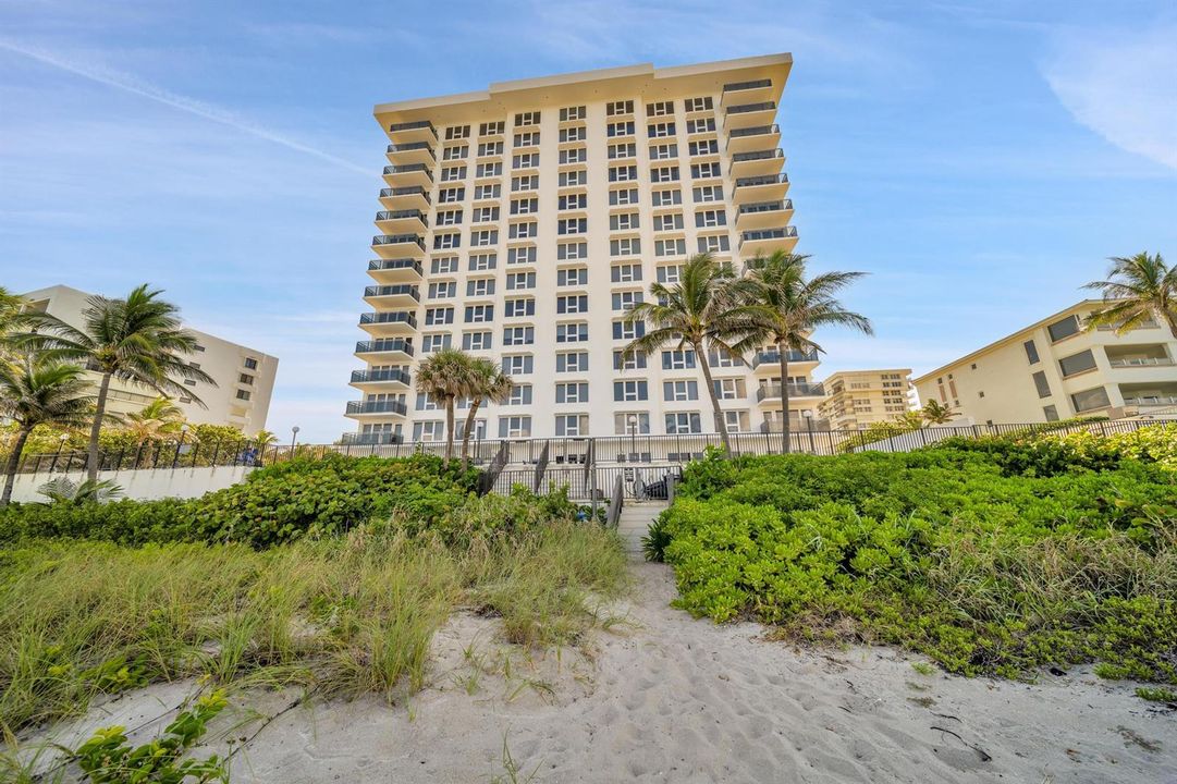 2066 N Ocean Blvd Unit 12NE Boca Raton F