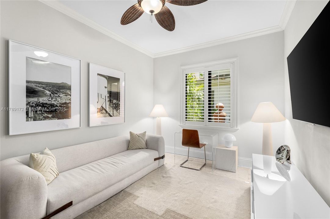 Activo con contrato: $3,980,000 (5 camas, 5 baños, 4602 Pies cuadrados)