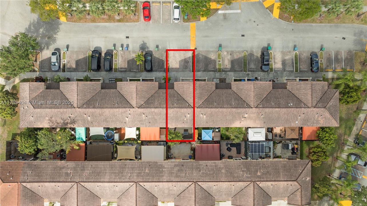 Vendido Recientemente: $410,000 (2 camas, 2 baños, 1150 Pies cuadrados)