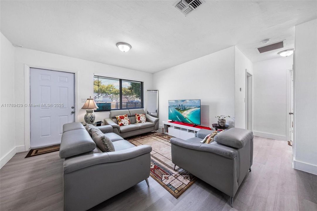 Vendido Recientemente: $2,150,000 (0 camas, 0 baños, 3605 Pies cuadrados)