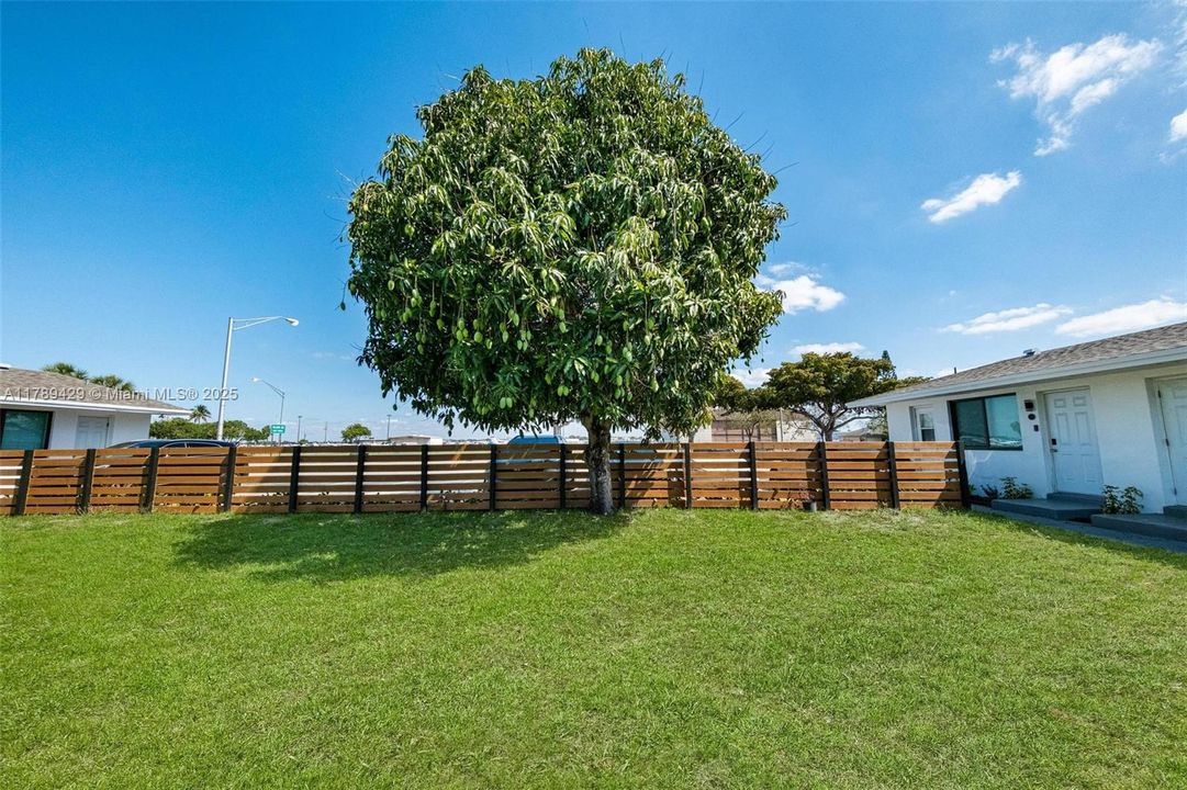 Vendido Recientemente: $2,150,000 (0 camas, 0 baños, 3605 Pies cuadrados)