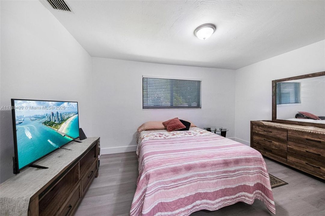 Vendido Recientemente: $2,150,000 (0 camas, 0 baños, 3605 Pies cuadrados)