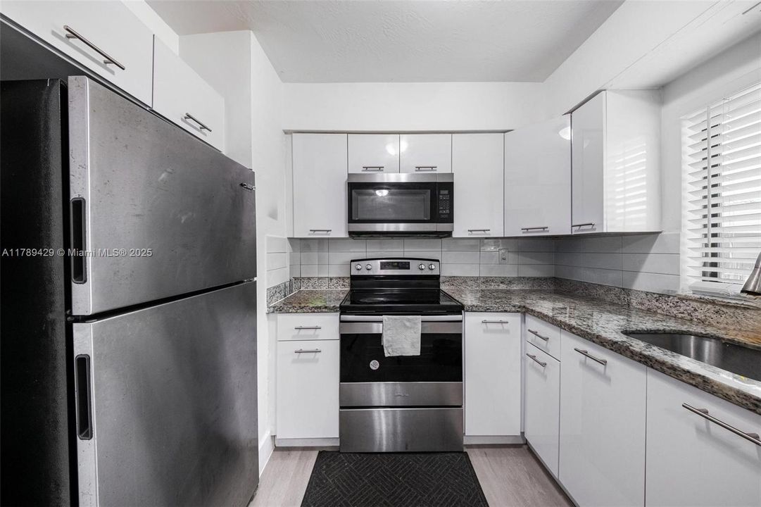 Vendido Recientemente: $2,150,000 (0 camas, 0 baños, 3605 Pies cuadrados)