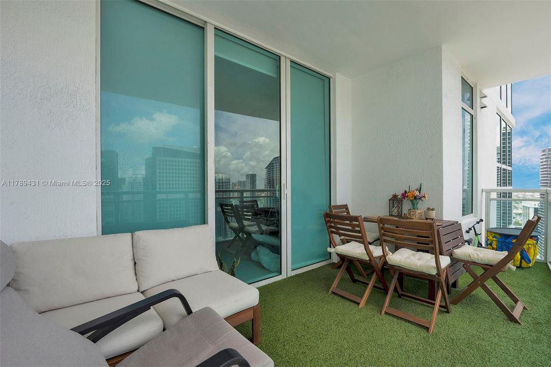 Recently Sold: $459,900 (1 beds, 1 baths, 774 Square Feet)