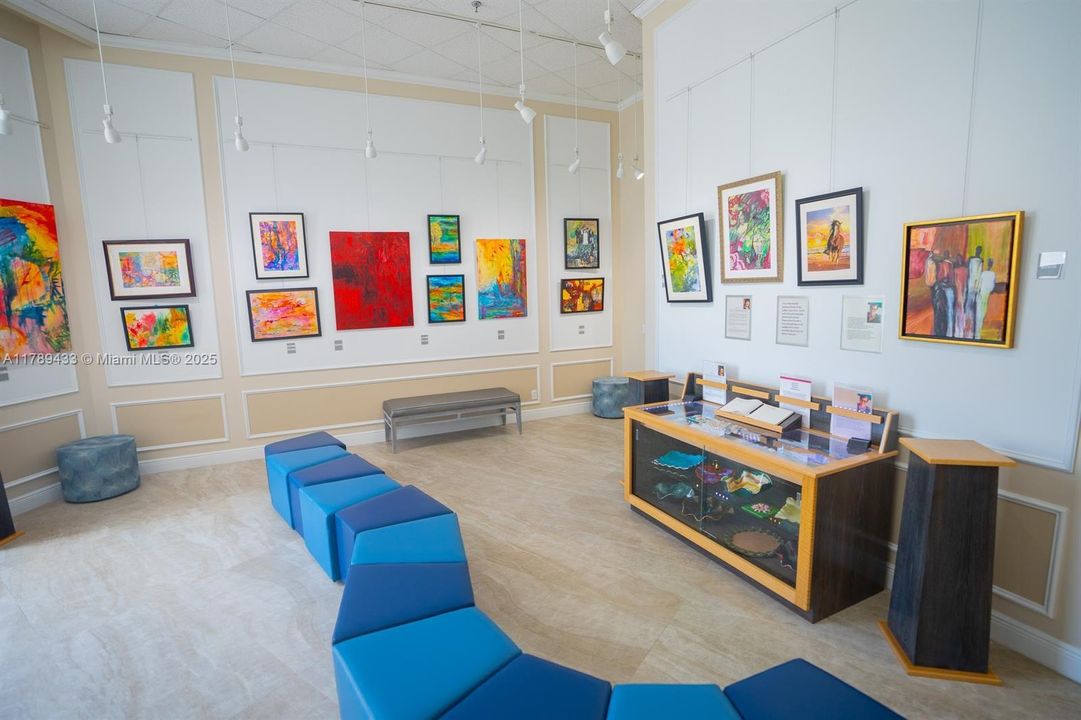 Vendido Recientemente: $142,500 (2 camas, 2 baños, 820 Pies cuadrados)