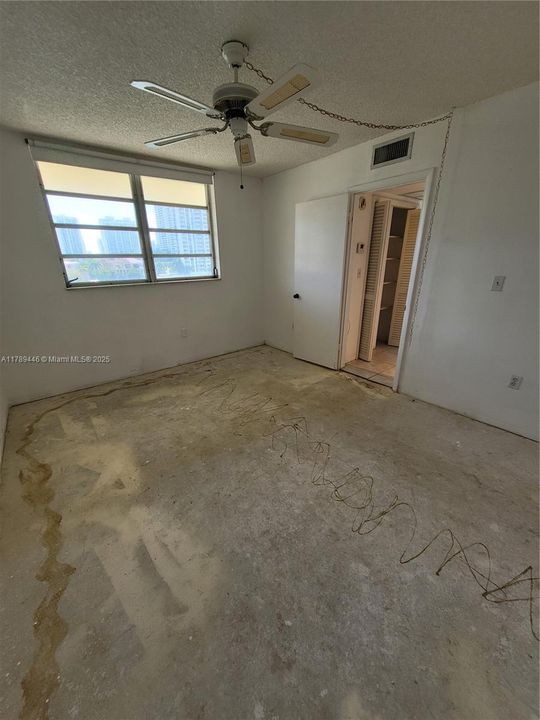 Vendido Recientemente: $149,900 (1 camas, 1 baños, 810 Pies cuadrados)