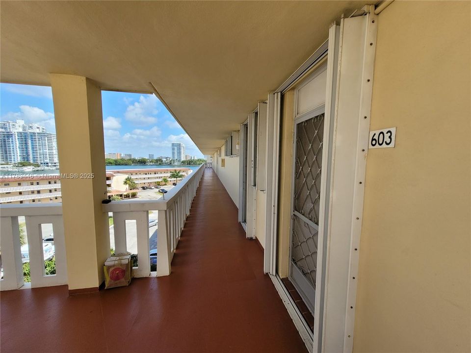 Vendido Recientemente: $149,900 (1 camas, 1 baños, 810 Pies cuadrados)