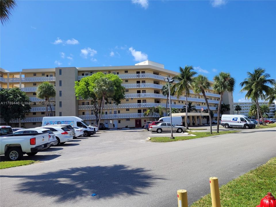 Vendido Recientemente: $149,900 (1 camas, 1 baños, 810 Pies cuadrados)