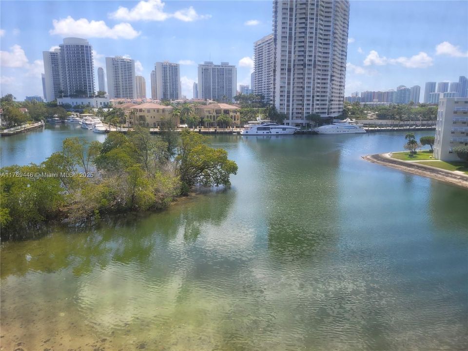 Vendido Recientemente: $149,900 (1 camas, 1 baños, 810 Pies cuadrados)