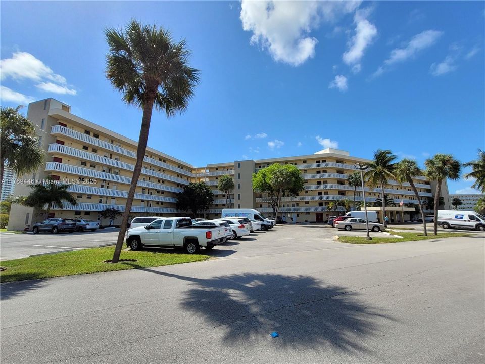 Vendido Recientemente: $149,900 (1 camas, 1 baños, 810 Pies cuadrados)