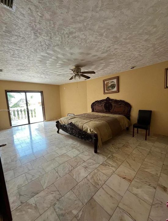 Vendido Recientemente: $5,245,000 (7 camas, 6 baños, 7941 Pies cuadrados)