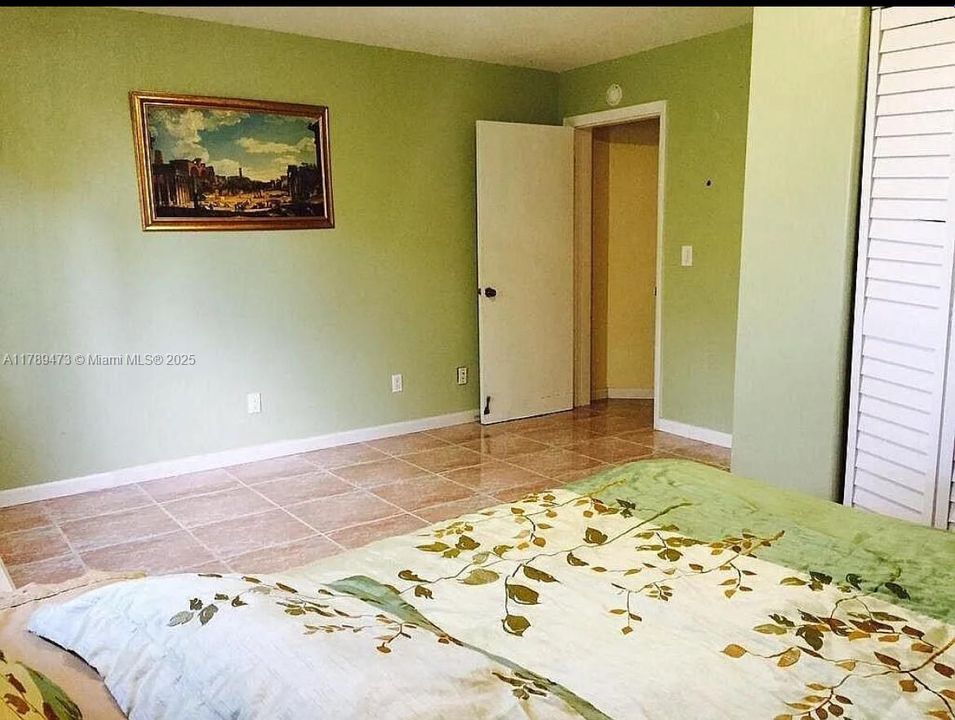 Vendido Recientemente: $5,245,000 (7 camas, 6 baños, 7941 Pies cuadrados)