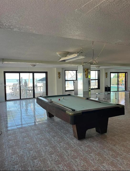 Vendido Recientemente: $5,245,000 (7 camas, 6 baños, 7941 Pies cuadrados)