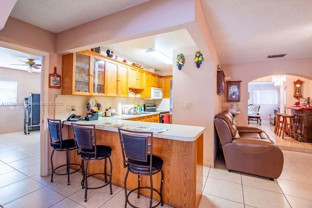 最近售出: $995,000 (0 贝兹, 0 浴室, 4347 平方英尺)