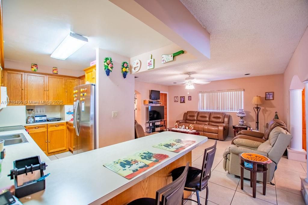 最近售出: $995,000 (0 贝兹, 0 浴室, 4347 平方英尺)