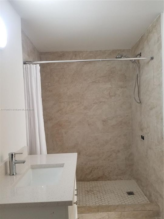 Recientemente alquilado: $1,845 (2 camas, 2 baños, 0 Pies cuadrados)