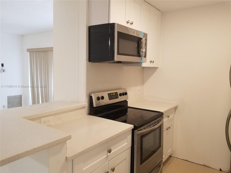 Recientemente alquilado: $1,845 (2 camas, 2 baños, 0 Pies cuadrados)