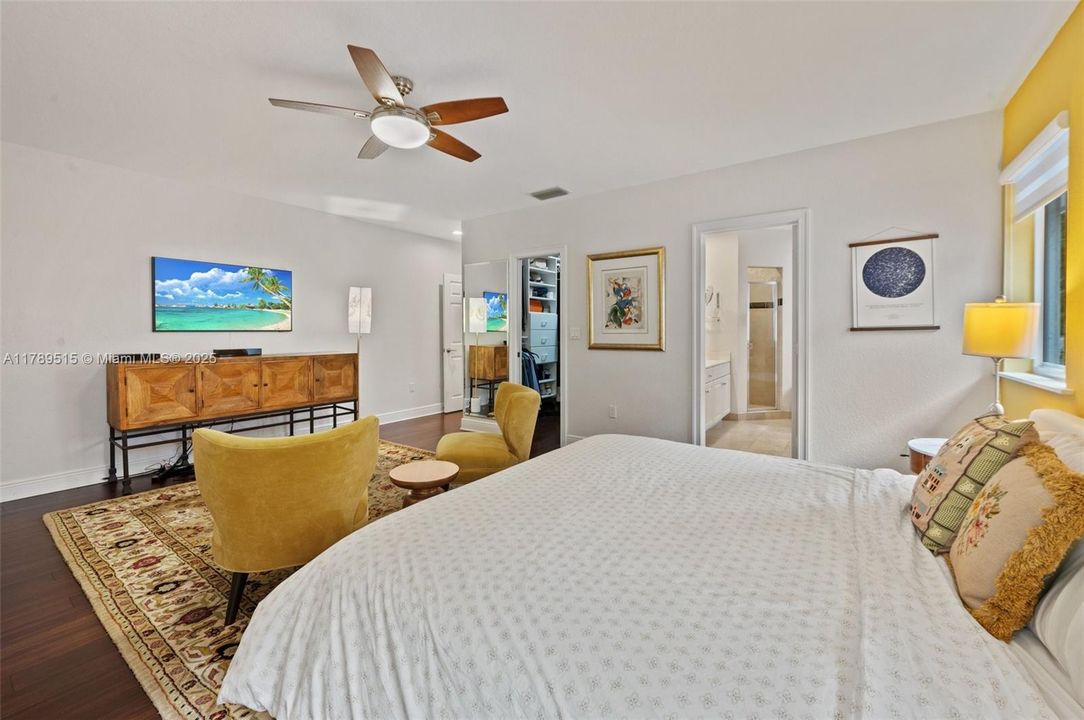 Vendido Recientemente: $1,790,000 (3 camas, 2 baños, 2160 Pies cuadrados)