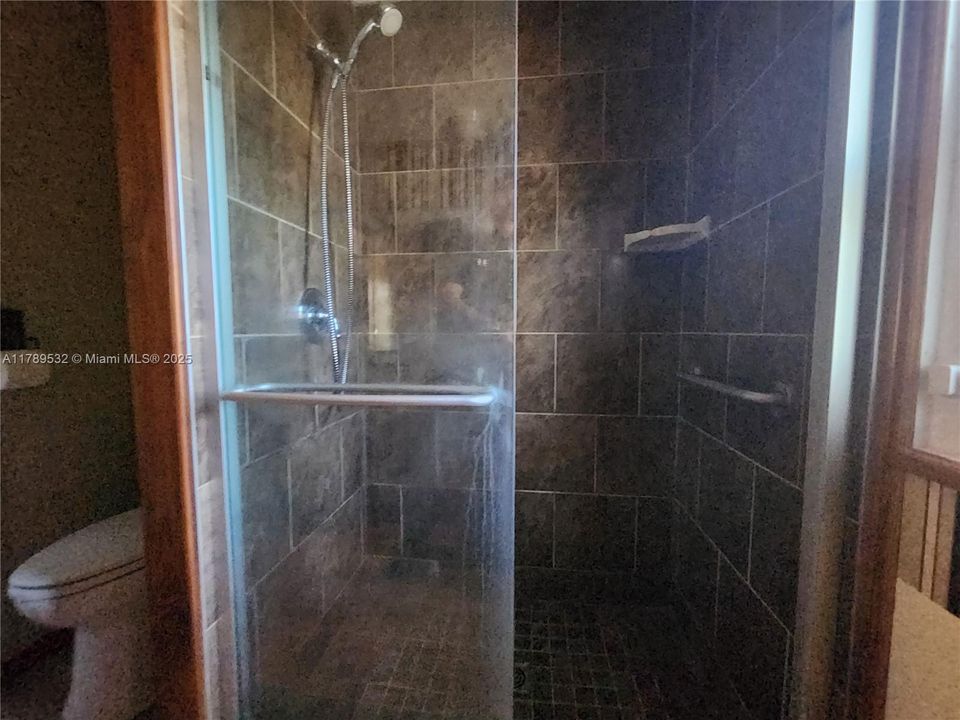 Recently Sold: $145,000 (2 beds, 2 baths, 1296 Square Feet)