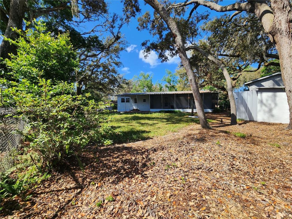 Recently Sold: $145,000 (2 beds, 2 baths, 1296 Square Feet)