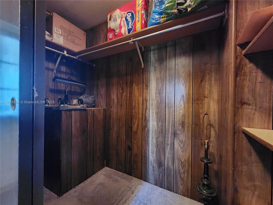 Recently Sold: $145,000 (2 beds, 2 baths, 1296 Square Feet)