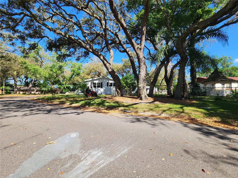 Recently Sold: $145,000 (2 beds, 2 baths, 1296 Square Feet)