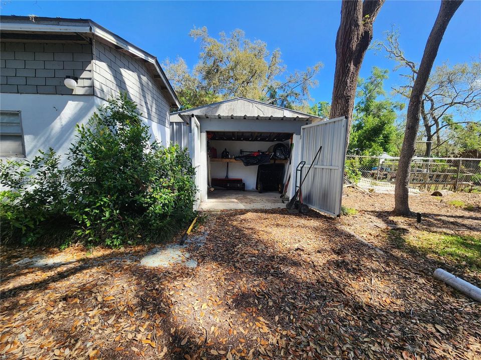 Recently Sold: $145,000 (2 beds, 2 baths, 1296 Square Feet)