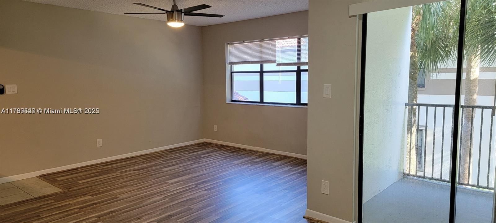 Recently Rented: $1,750 (1 beds, 1 baths, 841 Square Feet)