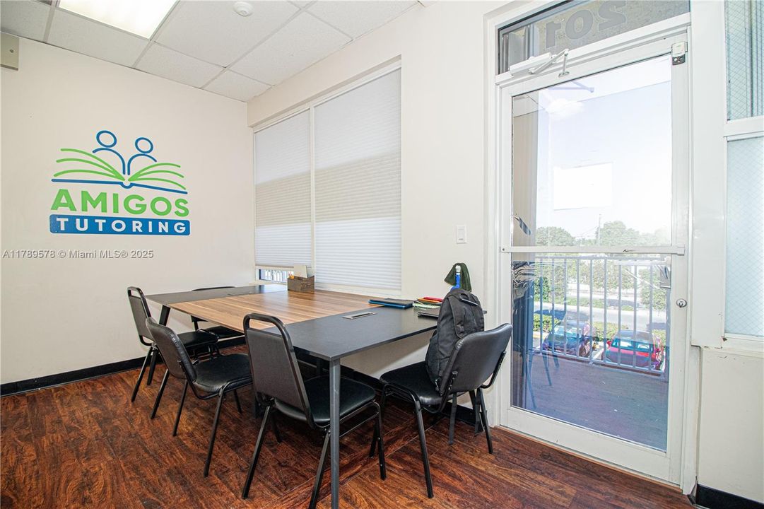 出租: $750 (0 贝兹, 0 浴室, 0 平方英尺)