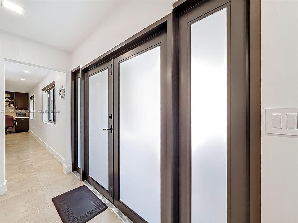 Недавно арендовано: $7,700 (5 спален, 4 ванн, 3857 Квадратных фут)