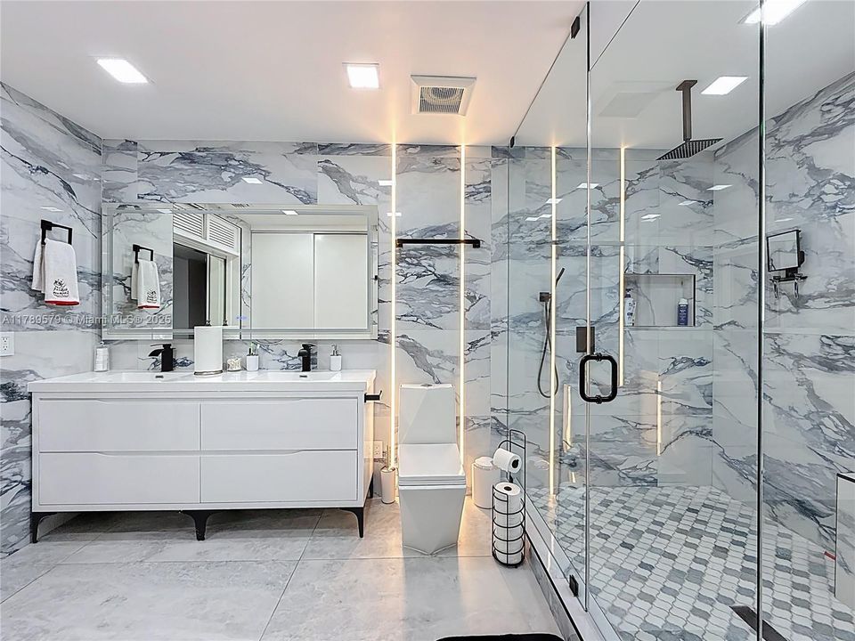 Недавно арендовано: $7,700 (5 спален, 4 ванн, 3857 Квадратных фут)