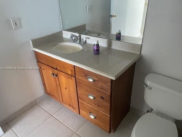 For Sale: $259,900 (1 beds, 1 baths, 840 Square Feet)