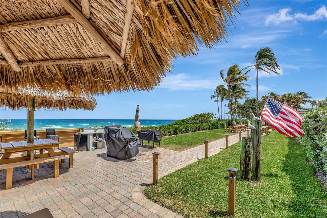 待售: $625,000 (2 贝兹, 2 浴室, 1326 平方英尺)