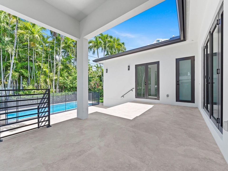 Recientemente alquilado: $8,500 (3 camas, 3 baños, 0 Pies cuadrados)