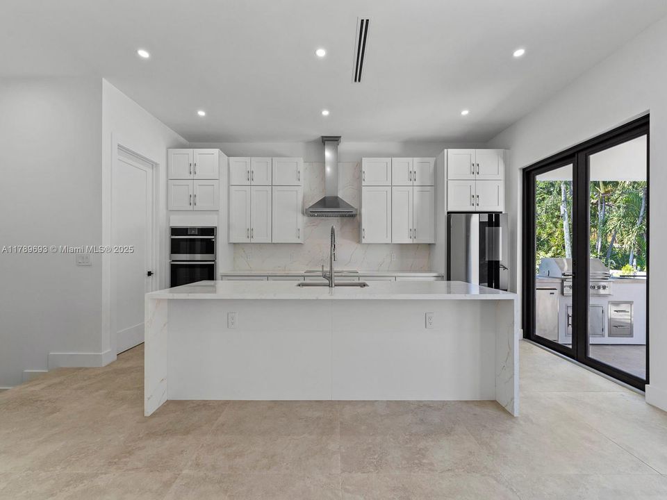 Recientemente alquilado: $8,500 (3 camas, 3 baños, 0 Pies cuadrados)