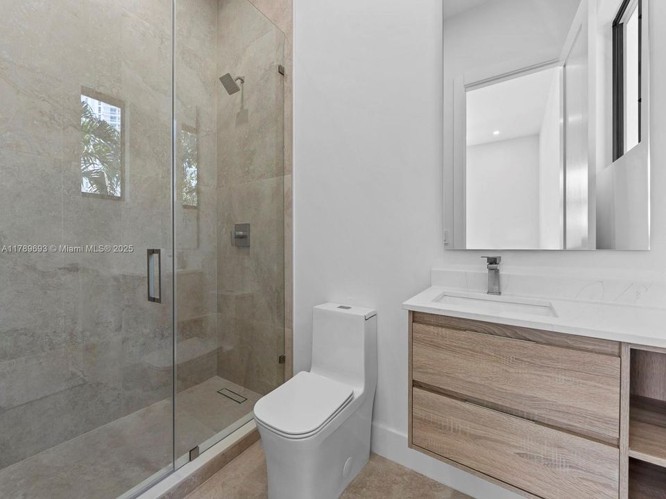 Recientemente alquilado: $8,500 (3 camas, 3 baños, 0 Pies cuadrados)