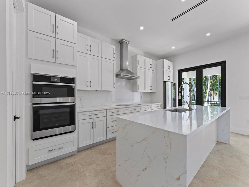 Recientemente alquilado: $8,500 (3 camas, 3 baños, 0 Pies cuadrados)