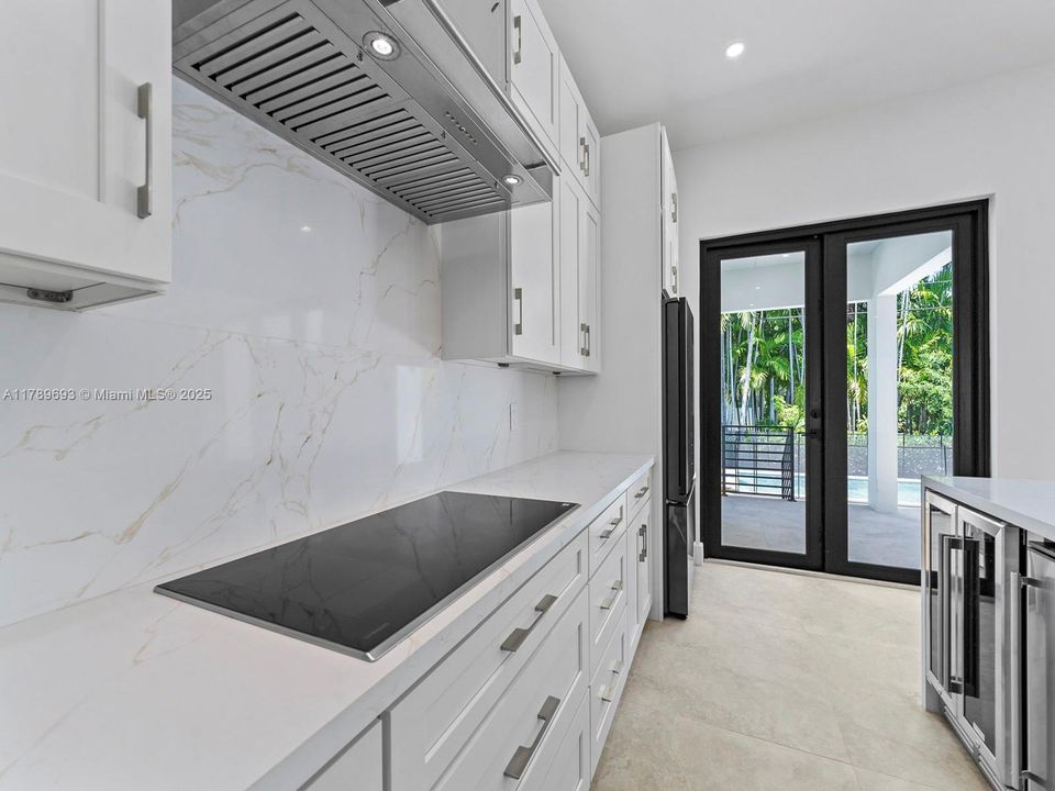 Recientemente alquilado: $8,500 (3 camas, 3 baños, 0 Pies cuadrados)