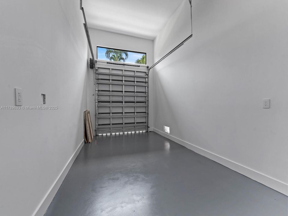 Recientemente alquilado: $8,500 (3 camas, 3 baños, 0 Pies cuadrados)