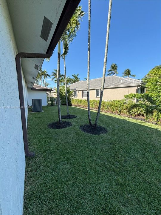 Под контрактом: $1,590,000 (4 спален, 3 ванн, 0 Квадратных фут)