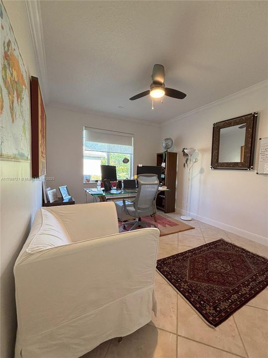 Под контрактом: $1,590,000 (4 спален, 3 ванн, 0 Квадратных фут)