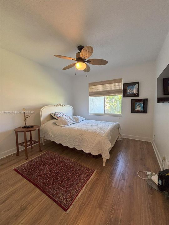 Под контрактом: $1,590,000 (4 спален, 3 ванн, 0 Квадратных фут)