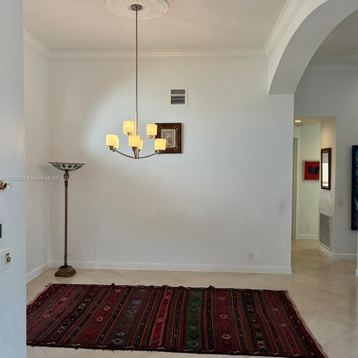 Под контрактом: $1,590,000 (4 спален, 3 ванн, 0 Квадратных фут)